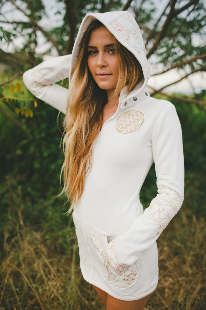 Atara ~ White ~ Flower of Life